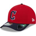 kapa-zaobljena-crvena-snapback-9forty-m-crown-player-replica-cleveland-guardians-mlb-new-era