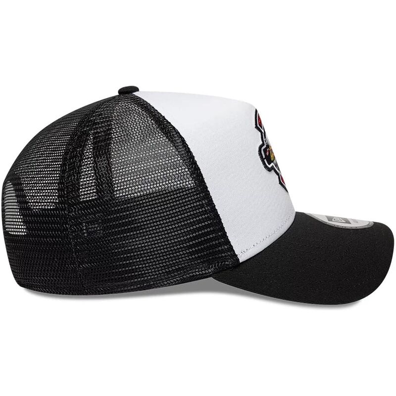 kapa-zaobljena-crna-snapback-a-frame-location-icon-pigs-eye-garage-new-era