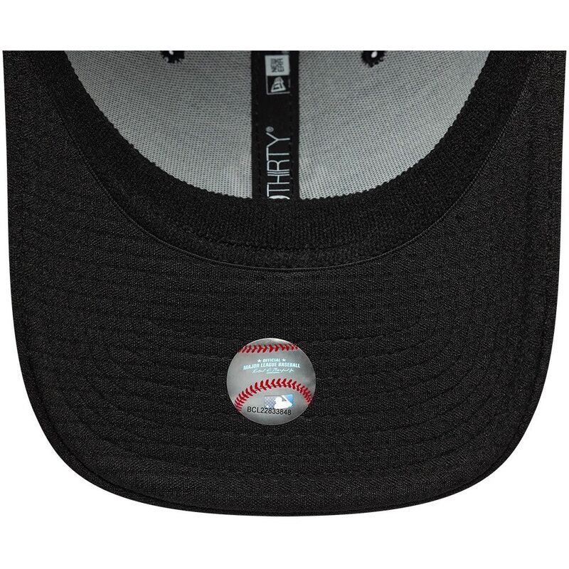 kapa-zaobljena-crna-prilagodena-39thirty-stretch-mesh-new-york-yankees-mlb-new-era