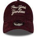 kapa-zaobljena-crvena-podesiv-9twenty-a-frame-cord-script-new-york-yankees-mlb-new-era