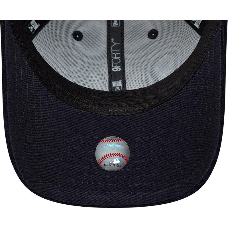 kapa-zaobljena-mornarsko-plava-snapback-9forty-m-crown-cord-visor-new-york-yankees-mlb-new-era