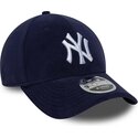 kapa-zaobljena-mornarsko-plava-snapback-9forty-m-crown-fleece-new-york-yankees-mlb-new-era