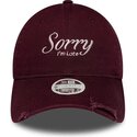 kapa-zaobljena-crvena-podesiv-9twenty-slogan-sorry-i-m-late-new-era