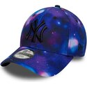 kapa-zaobljena-visebojno-snapback-za-djecu-9forty-all-over-print-space-new-york-yankees-mlb-new-era