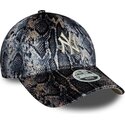 kapa-zaobljena-visebojno-podesiv-9forty-snake-print-new-york-yankees-mlb-new-era