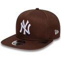 kapa-ravna-smeda-snapback-9fifty-original-fit-league-essential-new-york-yankees-mlb-new-era