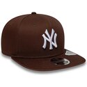 kapa-ravna-smeda-snapback-9fifty-original-fit-league-essential-new-york-yankees-mlb-new-era