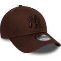 kapa-zaobljena-smeda-podesiv-9forty-league-essential-new-york-yankees-mlb-new-era