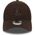kapa-zaobljena-smeda-snapback-9forty-winter-new-york-yankees-mlb-new-era