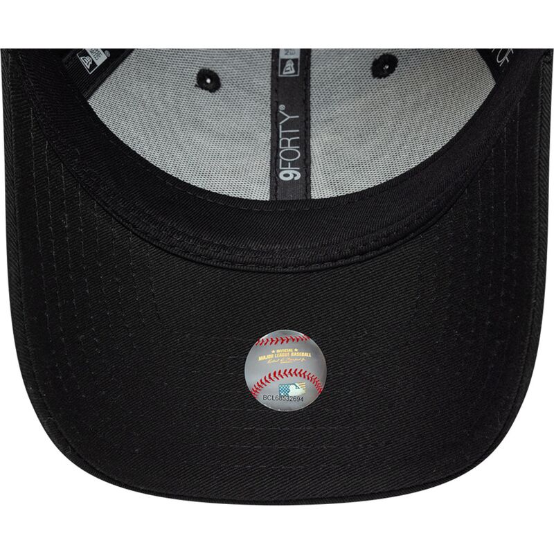 kapa-zaobljena-crna-podesiv-9forty-fruit-icon-cherry-los-angeles-dodgers-mlb-new-era
