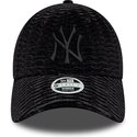 kapa-zaobljena-crna-podesiv-9forty-velour-new-york-yankees-mlb-new-era