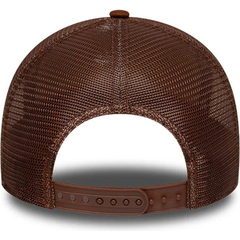 kapa-zaobljena-smeda-snapback-e-frame-outline-new-york-yankees-mlb-new-era