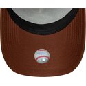 kapa-zaobljena-smeda-snapback-e-frame-outline-new-york-yankees-mlb-new-era