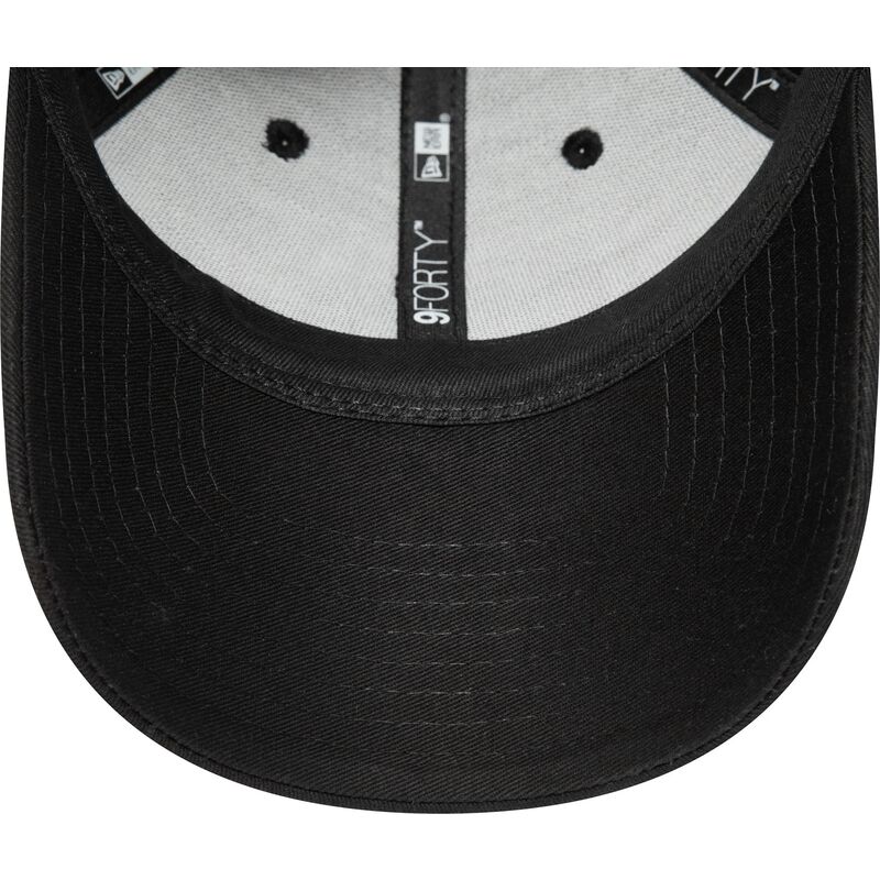 kapa-zaobljena-crna-podesiv-9forty-league-essential-new-york-yankees-mlb-new-era