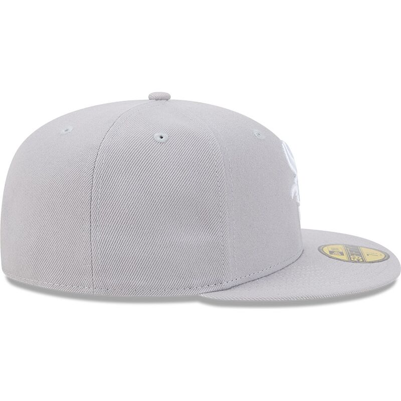 kapa-ravna-siva-prilagodena-59fifty-side-script-chicago-white-sox-mlb-new-era