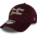 kapa-zaobljena-crvena-podesiv-9twenty-a-frame-cord-script-new-york-yankees-mlb-new-era