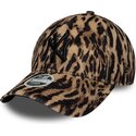 kapa-zaobljena-leopard-podesiv-9forty-ocelot-print-new-york-yankees-mlb-new-era