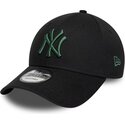 kapa-zaobljena-crna-podesiv-9forty-league-essential-new-york-yankees-mlb-new-era