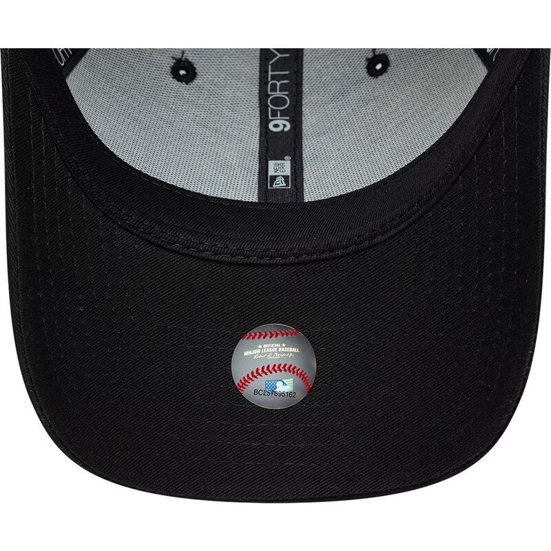 kapa-zaobljena-crna-podesiv-9forty-league-essential-new-york-yankees-mlb-new-era