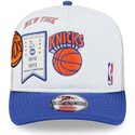 kapa-zaobljena-bijela-snapback-hardwood-classics-9fifty-a-frame-precurved-new-york-knicks-nba-new-era