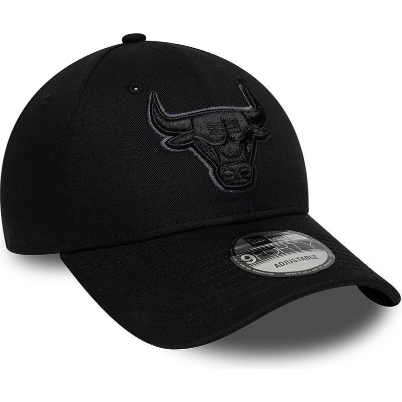 kapa-zaobljena-crna-podesiv-9forty-team-outline-chicago-bulls-nba-new-era