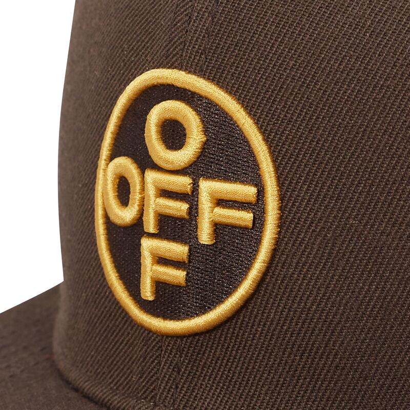 kapa-ravna-smeda-snapback-off-embroidered-twill-l-ab-c-o-off-white