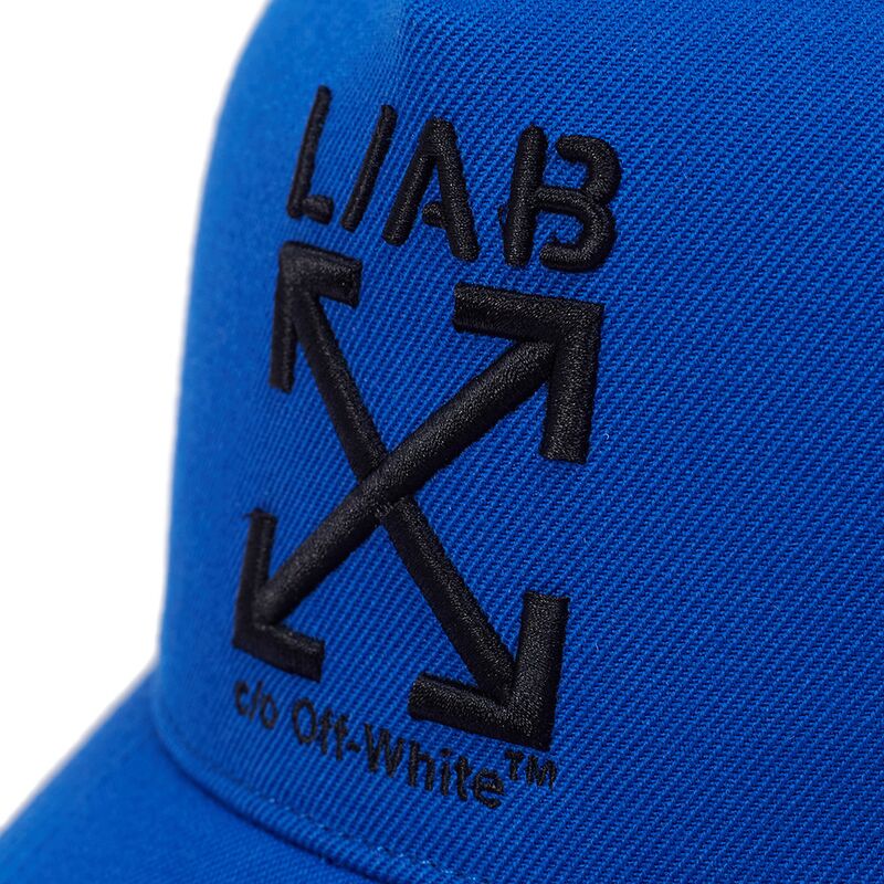 kapa-zaobljena-plava-snapback-clamp-arrows-l-ab-c-o-off-white