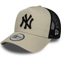kapa-zaobljena-bez-snapback-a-frame-league-essential-new-york-yankees-mlb-new-era