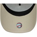kapa-zaobljena-bez-snapback-a-frame-league-essential-new-york-yankees-mlb-new-era