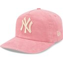 kapa-zaobljena-ruzicasta-podesiv-19twenty-precurved-corduroy-pastel-new-york-yankees-mlb-new-era