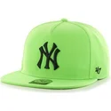 kapa-ravna-zelena-snapback-new-york-yankees-mlb-47-brand