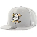 kapa-ravna-siva-snapback-anaheim-ducks-nhl-47-brand